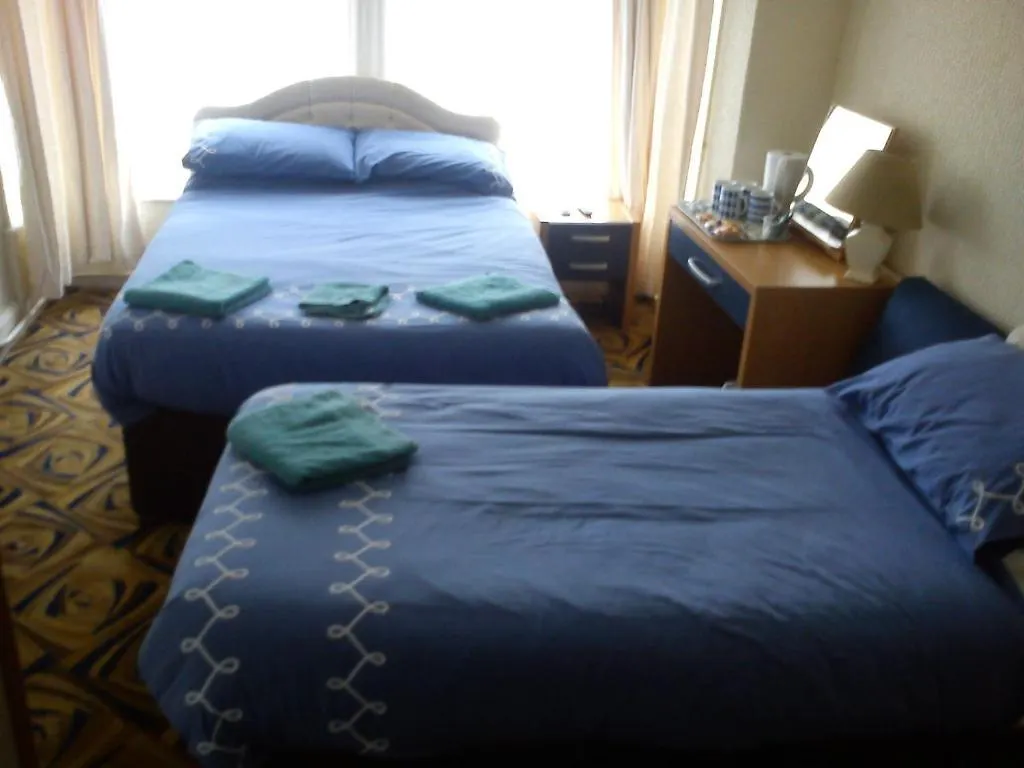 Hotel Avano - Pleasure Beach Blackpool
